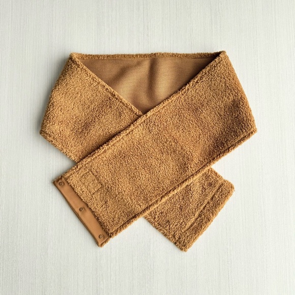 LULULEMON Customizable Snap Skinny Fleece Scarf OS Camel Brown Gorpcore Casual - Picture 2 of 16